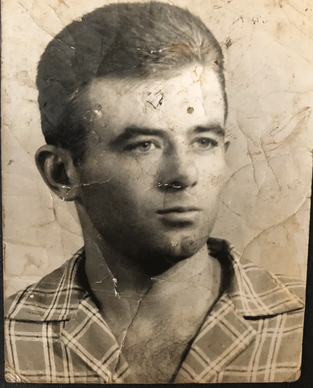 photo restoration in photoshop by art zoom studio